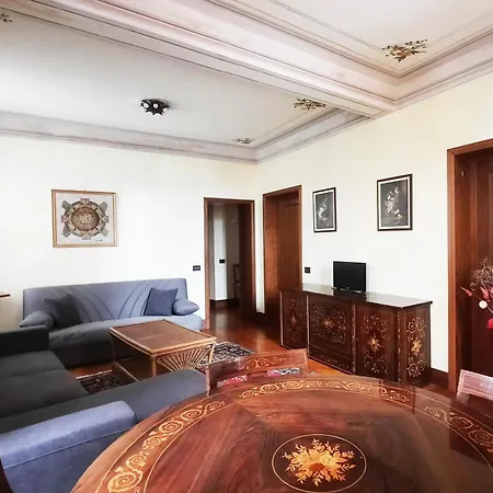 Ecco Apartment Marino