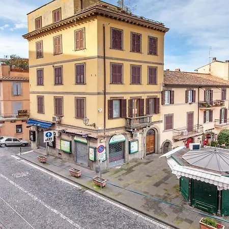 Ecco Apartment *